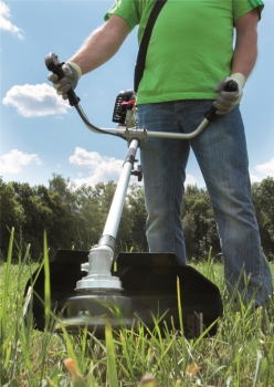 SCHEPPACH BCH3300PB Benzin Freischneider Trimmer Rasentrimmer mit 2x Fadenspule 